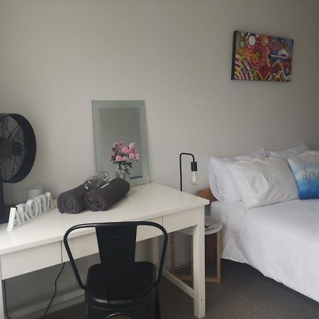 Pool House - One Bedroom Self Contained Unit 摩图伊卡 外观 照片