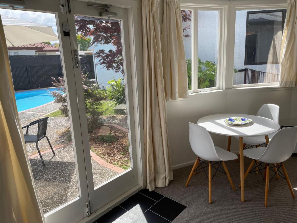 Pool House - One Bedroom Self Contained Unit 摩图伊卡 外观 照片