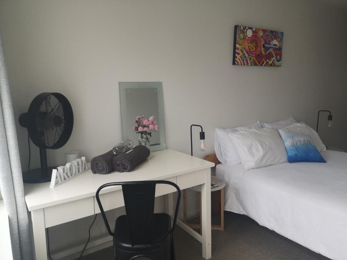 Pool House - One Bedroom Self Contained Unit 摩图伊卡 外观 照片