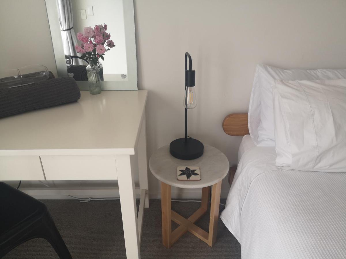 Pool House - One Bedroom Self Contained Unit 摩图伊卡 外观 照片